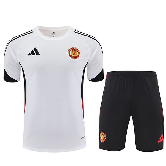 Man. Utd 25/26 Pre Match/Training Shorts Set 4