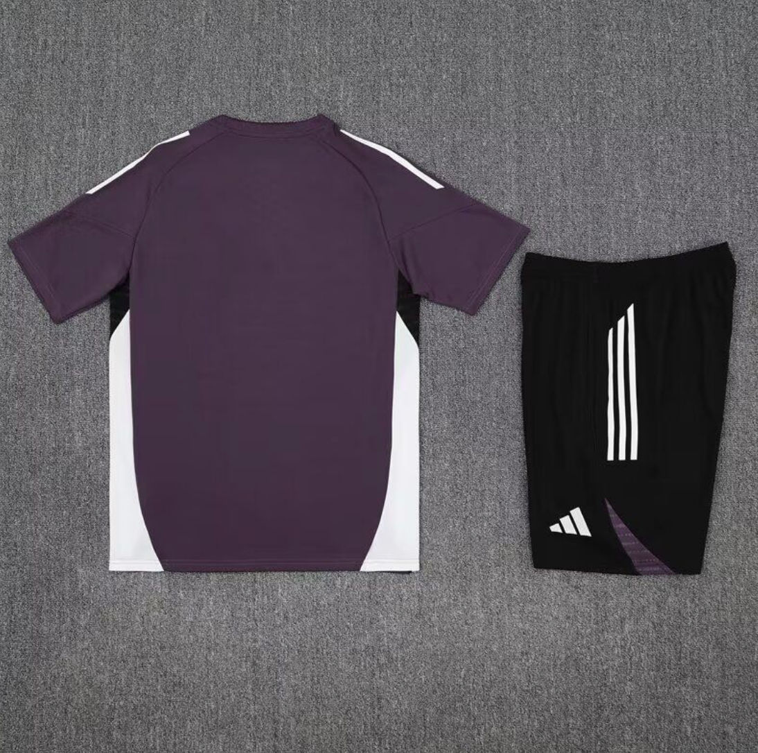 Man Utd. 25/26 Training Shorts Set 5