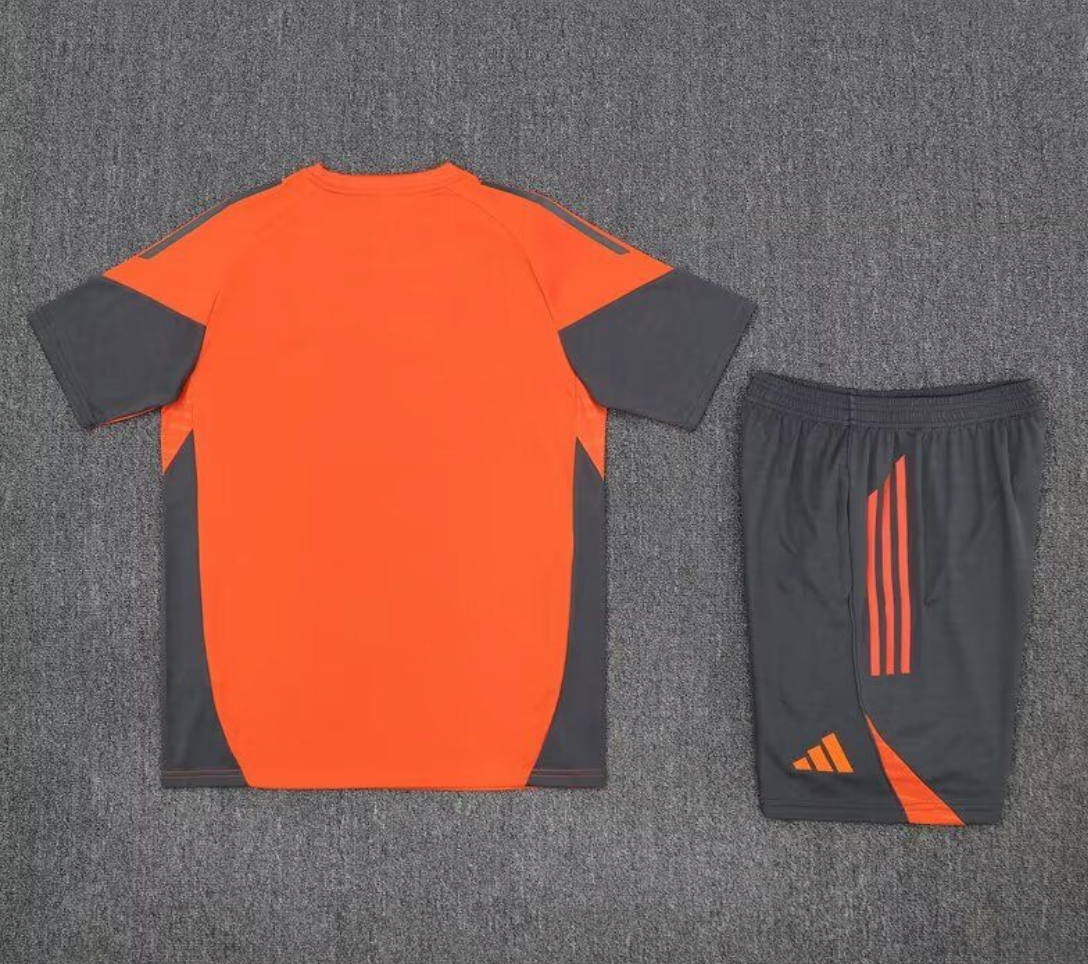 A. Madrid 25/26 Training Shorts Set 4