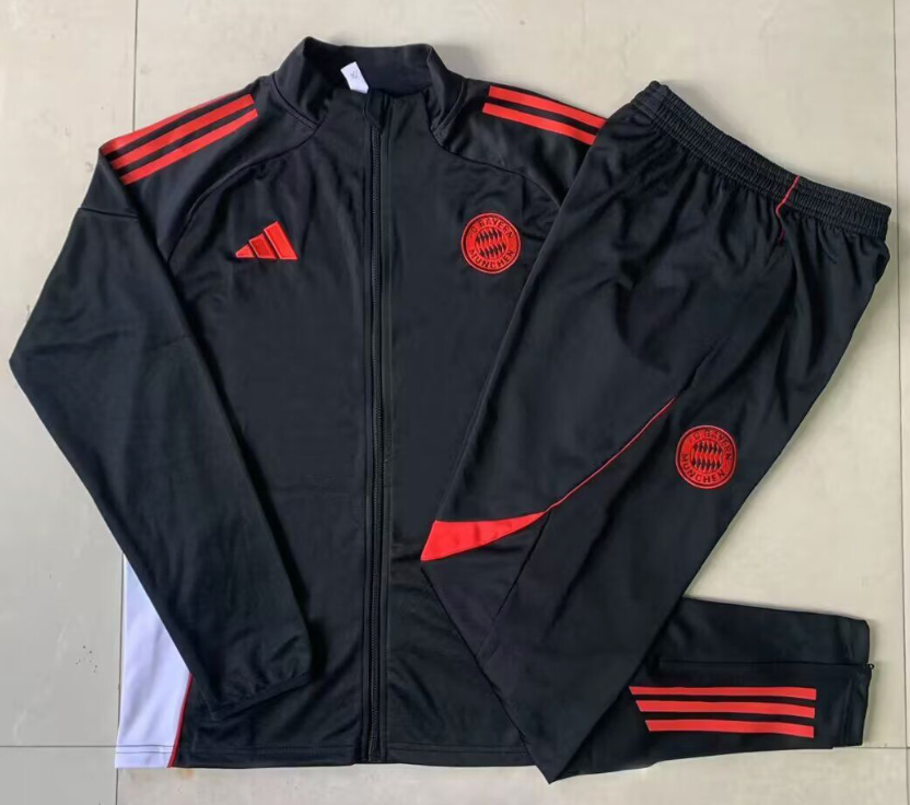 Bayern Mun. 25/26 Pre Match/Training Suit Set 3