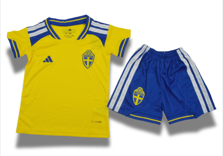 Sweden Home 2026 Kids Kit (Includes Shorts)