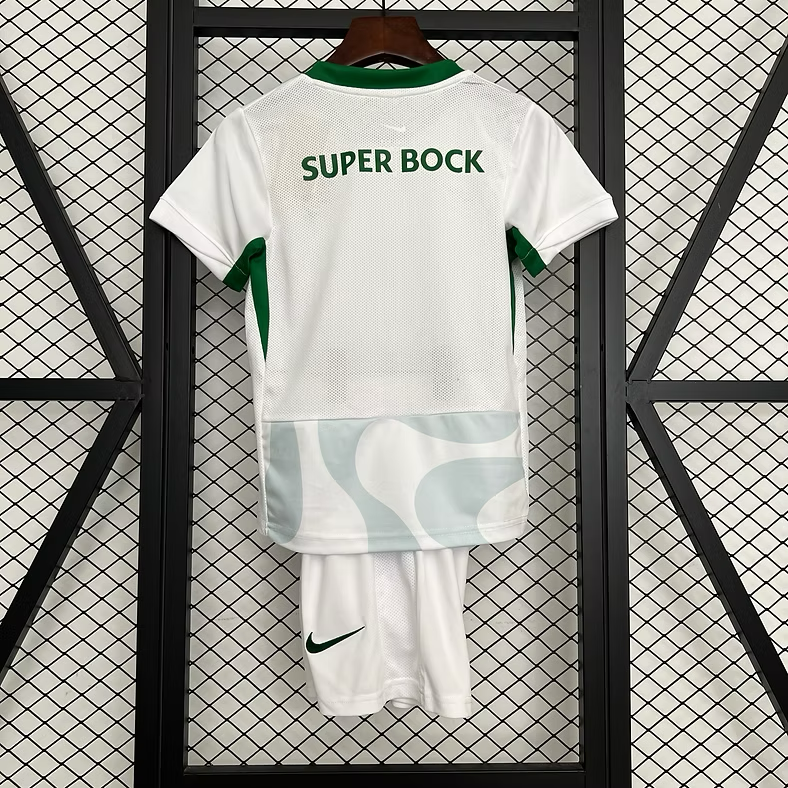Sporting Lisbon Away 25/26 Kids Kit (Includes Shorts)