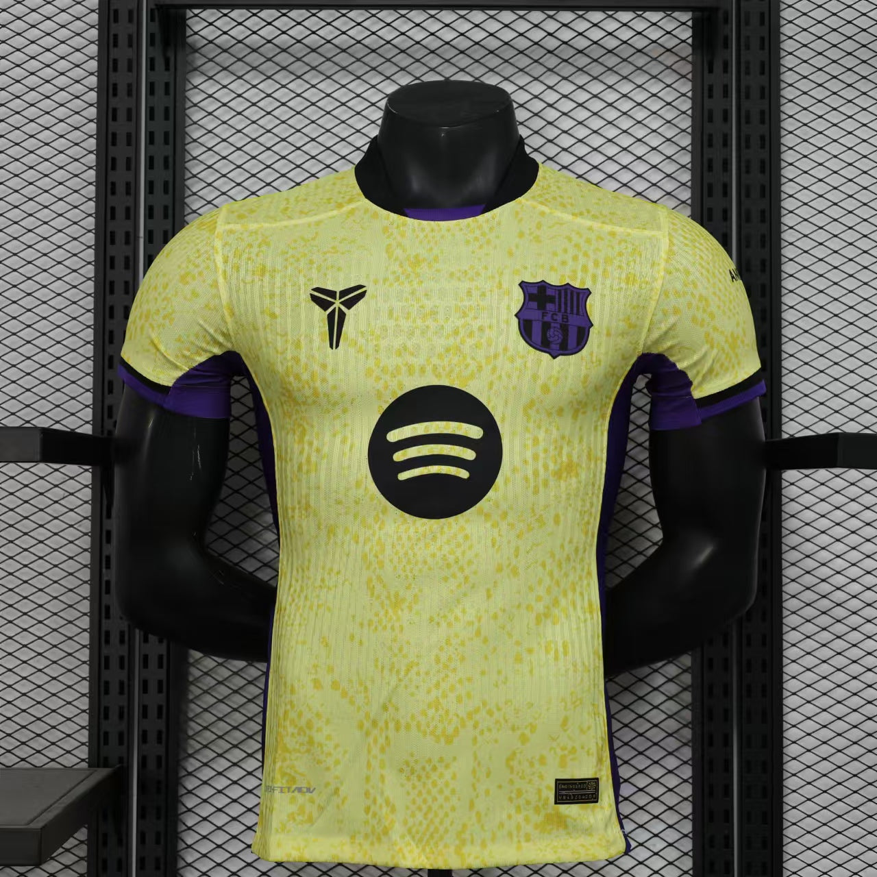 Barça Concept 16 Player Issue Kit