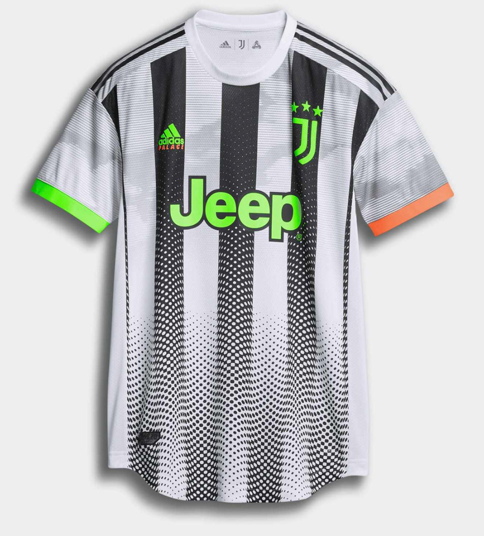 Juventu Palace 19/20 Retro Club Kit