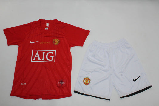 Man. Utd Home 07/08 Kids Retro Kit (Includes Shorts)