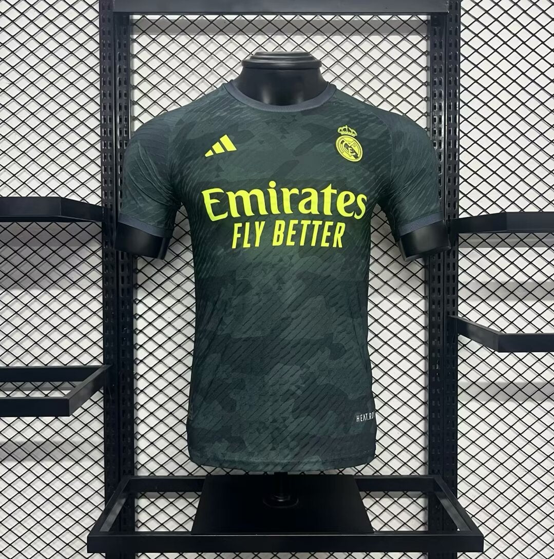 R. Madrid Concept 26 Player Issue Kit