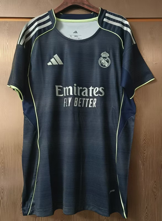 R. Madrid Away 25/26 Woman Kit