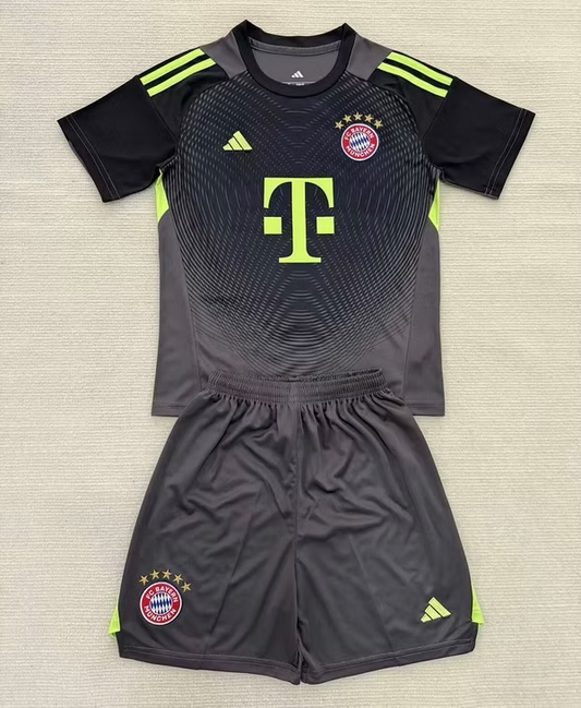 Bayern Mun. GK Black 25/26 Kids Kit (Includes Shorts)