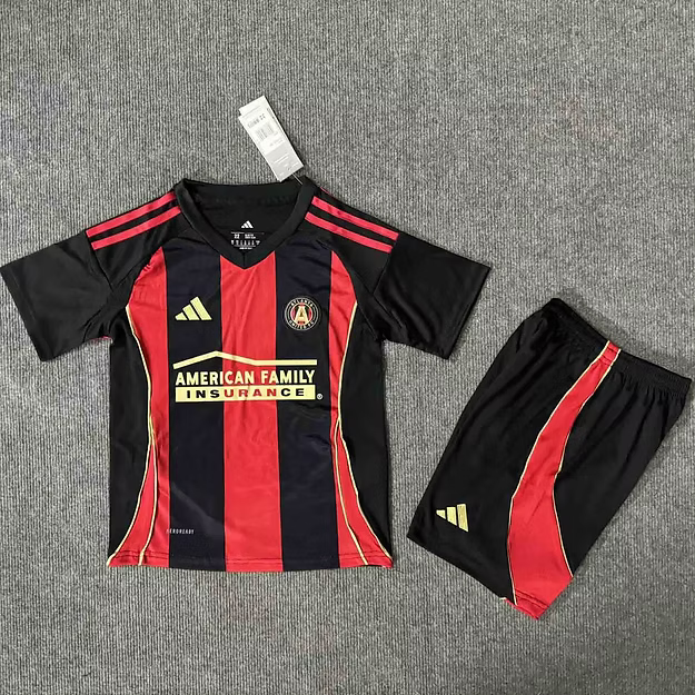 Atlanta United Home 2025 Kids Kit (Includes Shorts)
