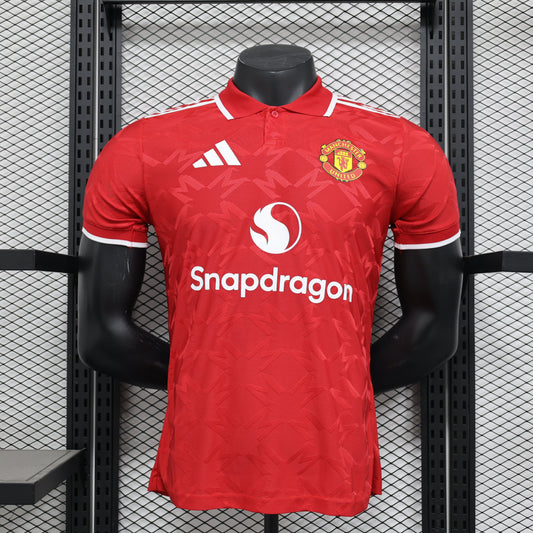 Man Utd. Concept 15 Player Issue Kit