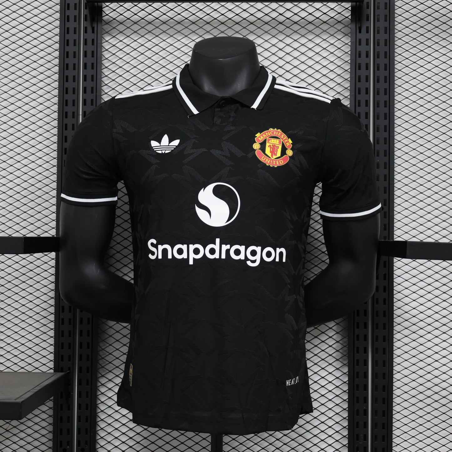Man Utd. Concept 28 Player Issue Kit