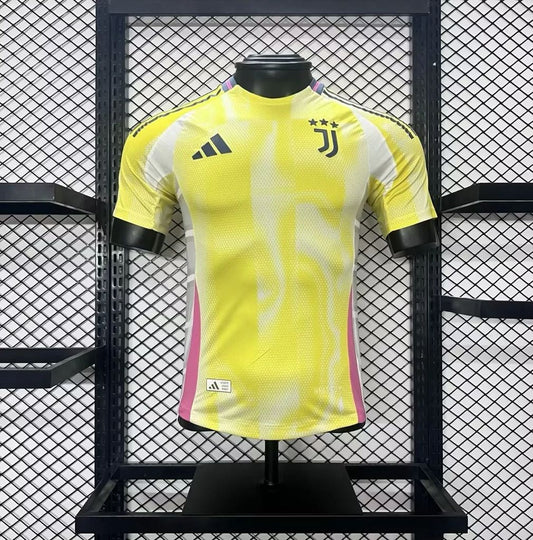 Juventu Away 24/25 Player Issue Kit