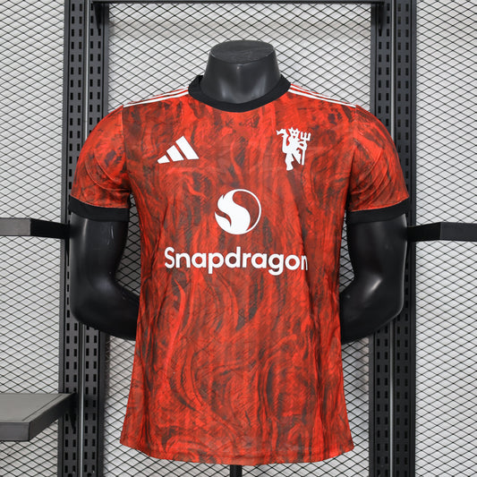 Man Utd. Concept 4 Player Issue Kit