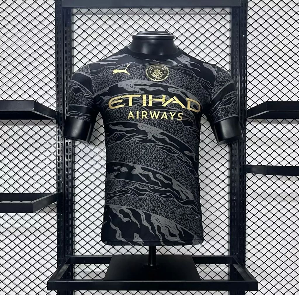 Man City. Concept 3 Player Issue Kit