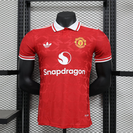 Man Utd. Concept 6 Player Issue Kit
