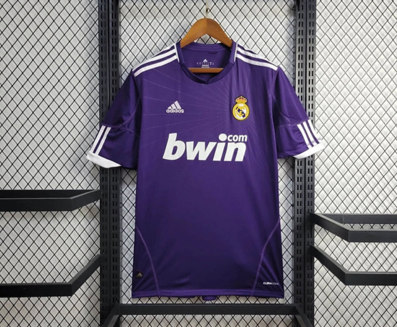 R. Madrid 3rd 10/11 Kit