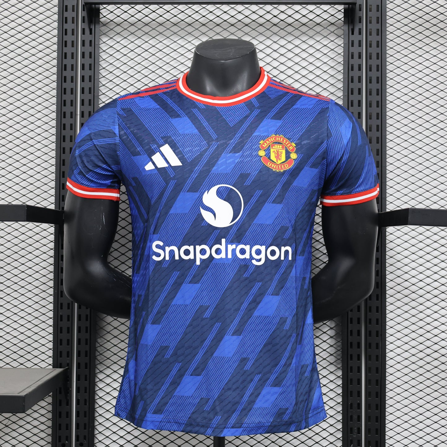 Man Utd. Concept 16 Player Issue Kit