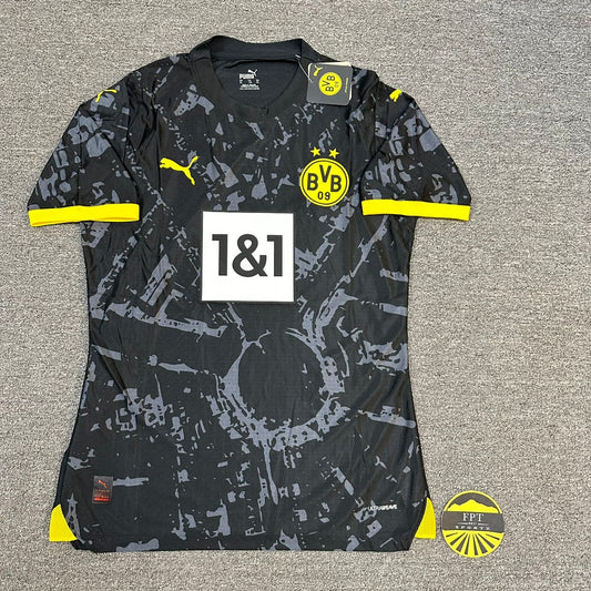 Borussia Dmund. Away 23/24 Player Issue Kit