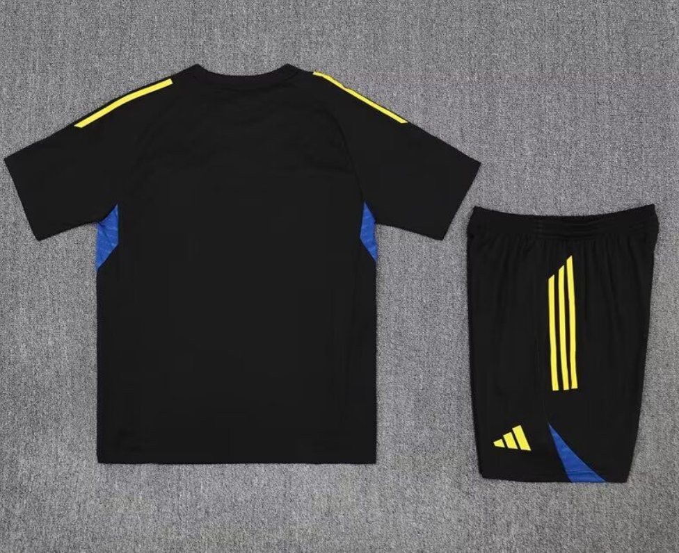 Man Utd. 25/26 Training Shorts Set 4