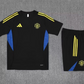 Man Utd. 25/26 Training Shorts Set 4