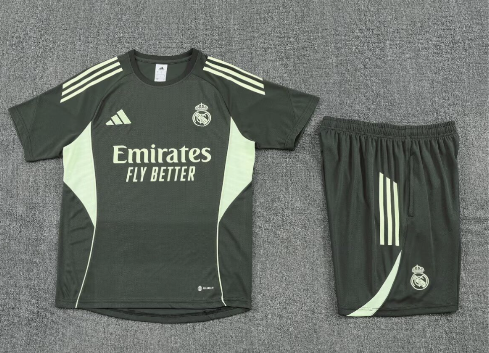 R. Madrid 25/26 Training Shorts Set 4