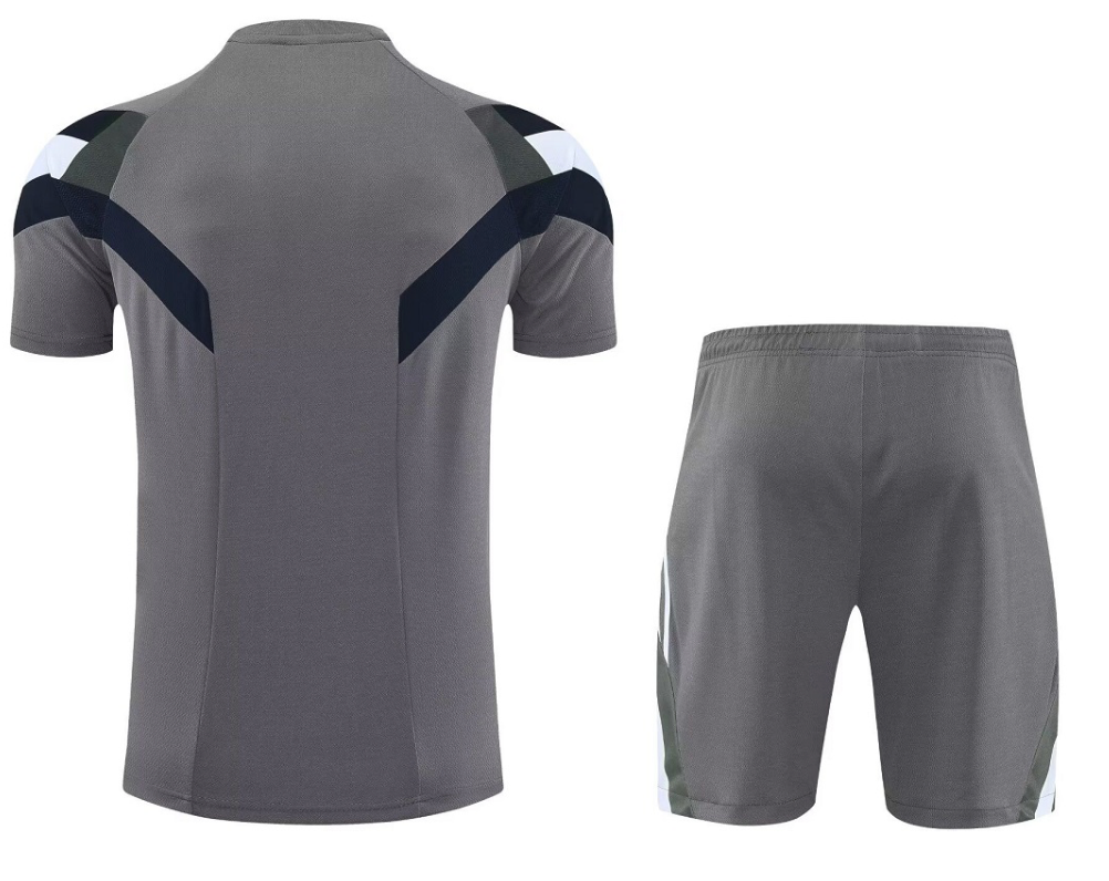 R. Madrid 25/26 Training Shorts Set 7