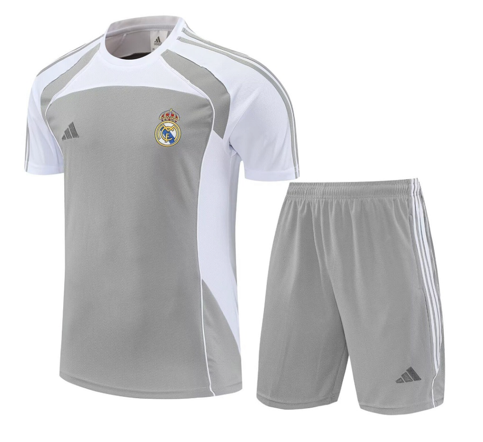 R. Madrid 25/26 Training Shorts Set 9