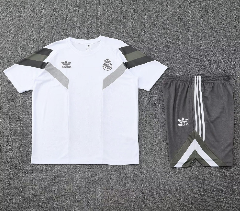 R. Madrid 25/26 Training Shorts Set 14