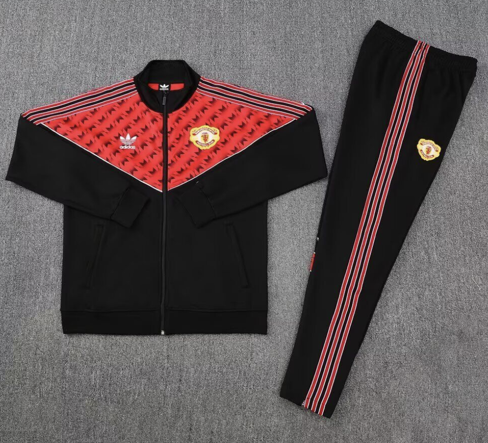 Man. Utd 25/26 Pre Match/Training Suit Set 2