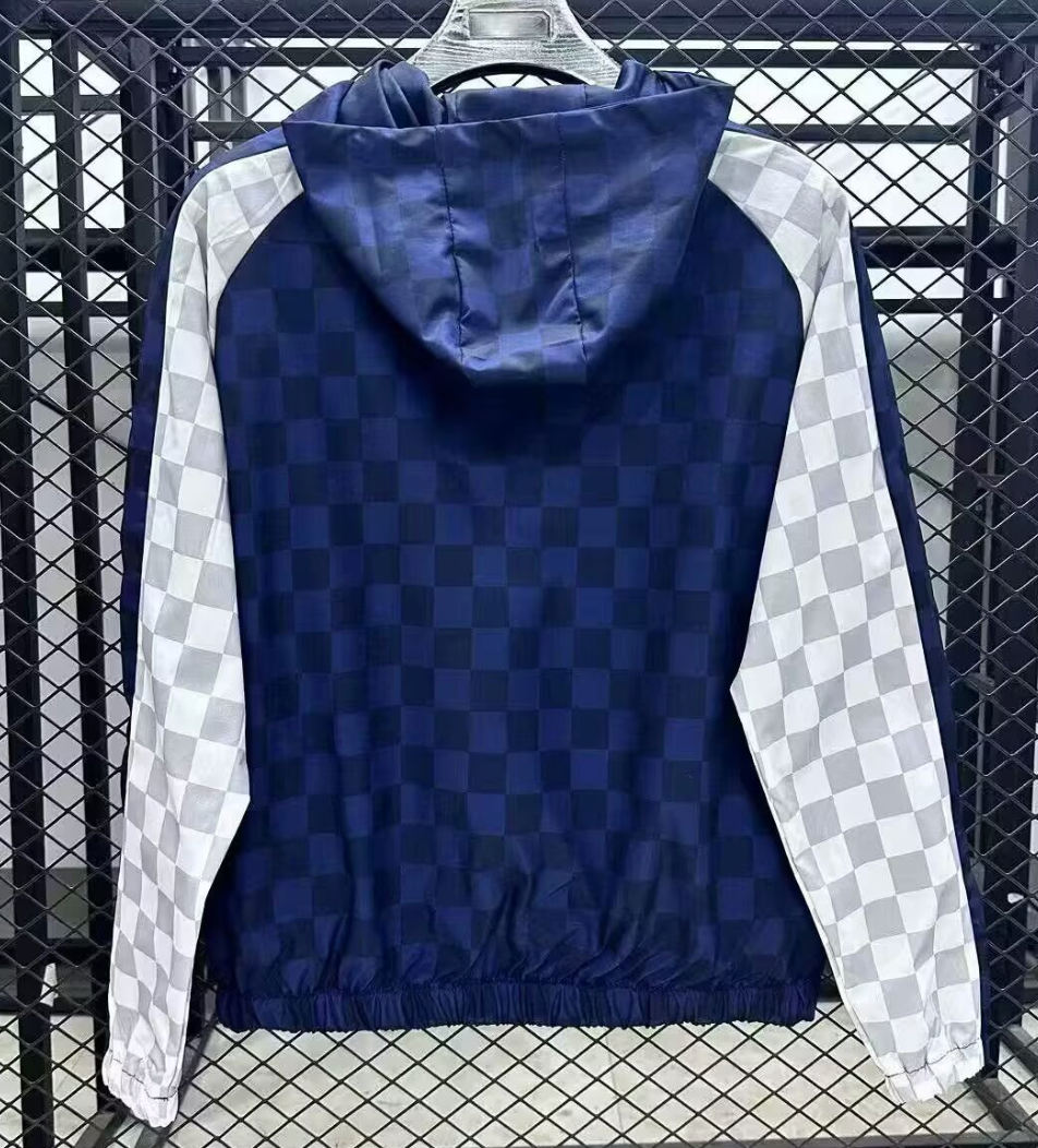 Liverpool Windbreaker Only 1