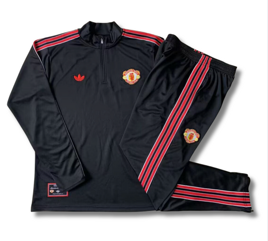 Man Utd. 25/26 Kids Complete Tracksuit 1