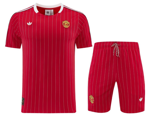 Man Utd 25/26 Pre Match/Training Shorts Set 8