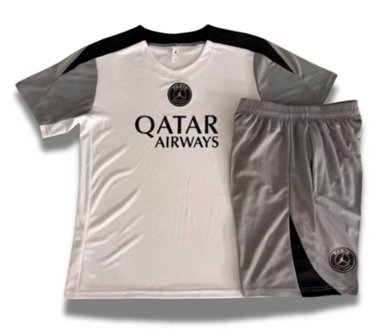 P S G 25/26 Pre Match/Training Shorts Set 6