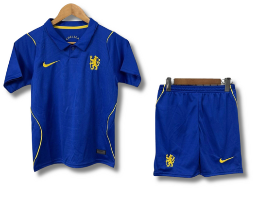 Chelsea Home 26/27 Kids Kit (Includes Shorts)