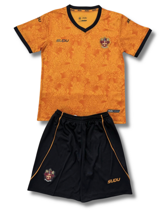 Wolves Home 26/27 Kids Kit (Includes Shorts)