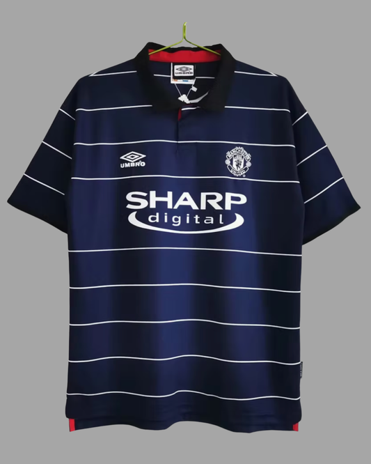 Man. Utd Away 99/00 Kit