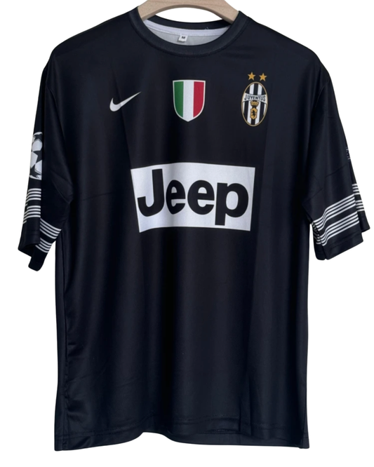 Juventu Away 12/13 Kit