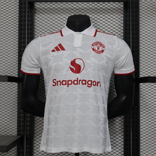 Man Utd. Concept 27 Player Issue Kit