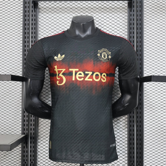 Man Utd. Concept 21 Player Issue Kit