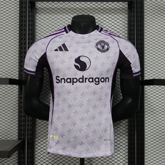 Man Utd. Concept 23 Player Issue Kit