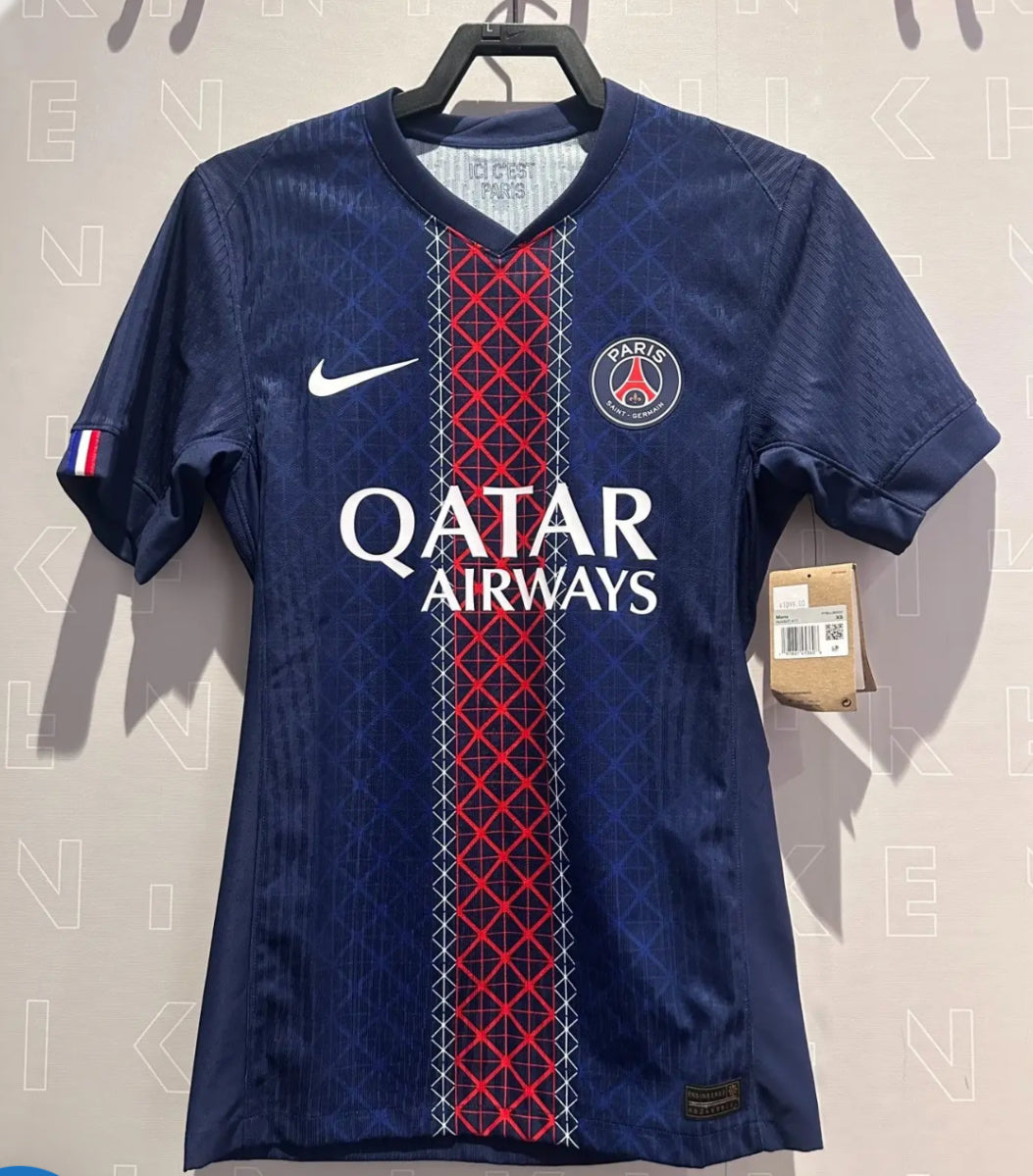 P S G Home 25/26 Standard Kit