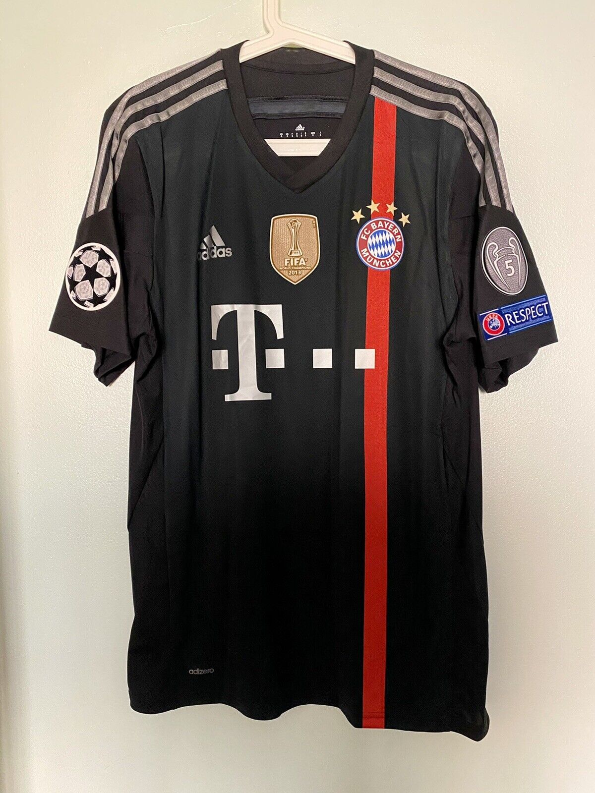 Bayern Mun. 14/15 3rd Retro Club Jersey