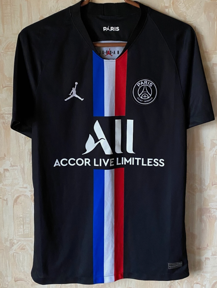 P S G x Jordan 4th 19/20 Kit