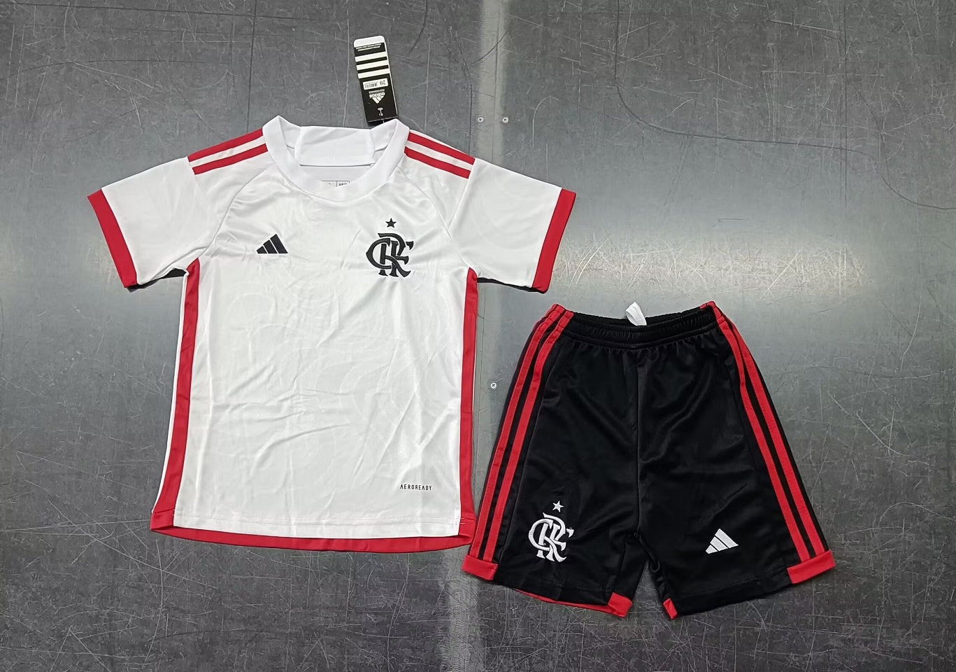 Flamengo 24/25 Kids Kit (Includes Shorts)