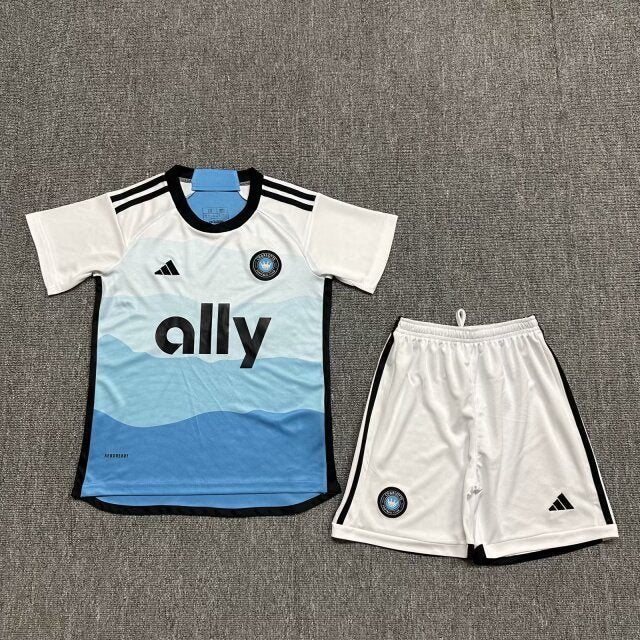 Charlotte 24/25 Kids Kit (Includes Shorts)