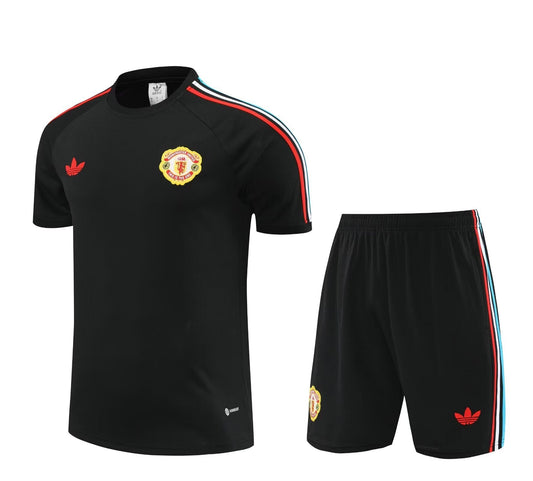 Man Utd. 24/25 Pre Match/Training Shorts Set 3