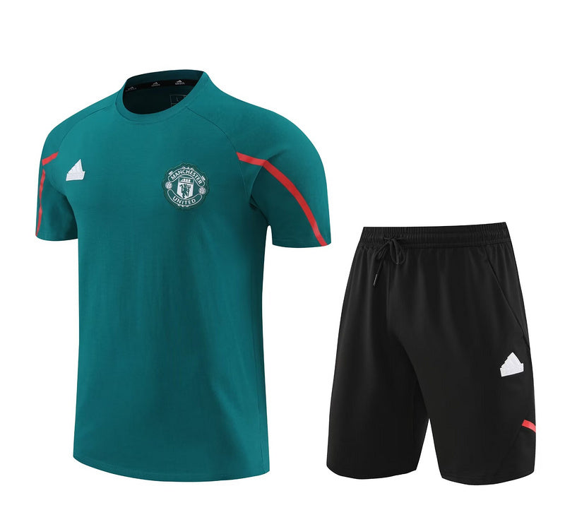 Man Utd. 24/25 Pre Match/Training Shorts Set 4