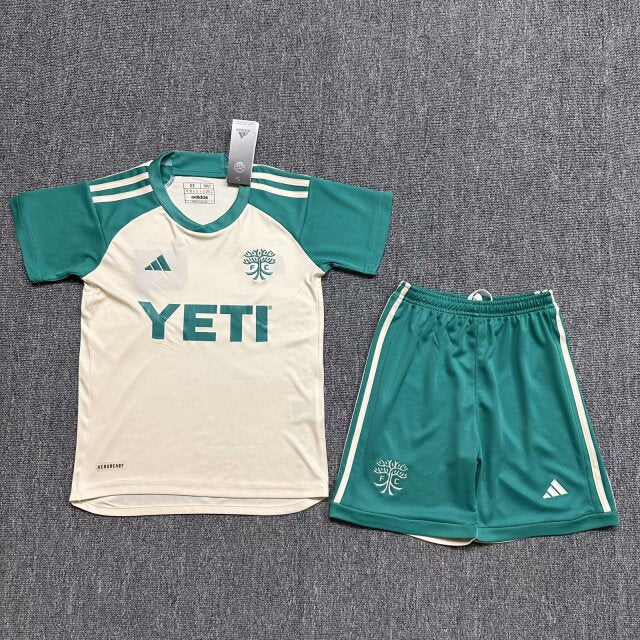 Austin 24/25 Kids Kit (Includes Shorts)