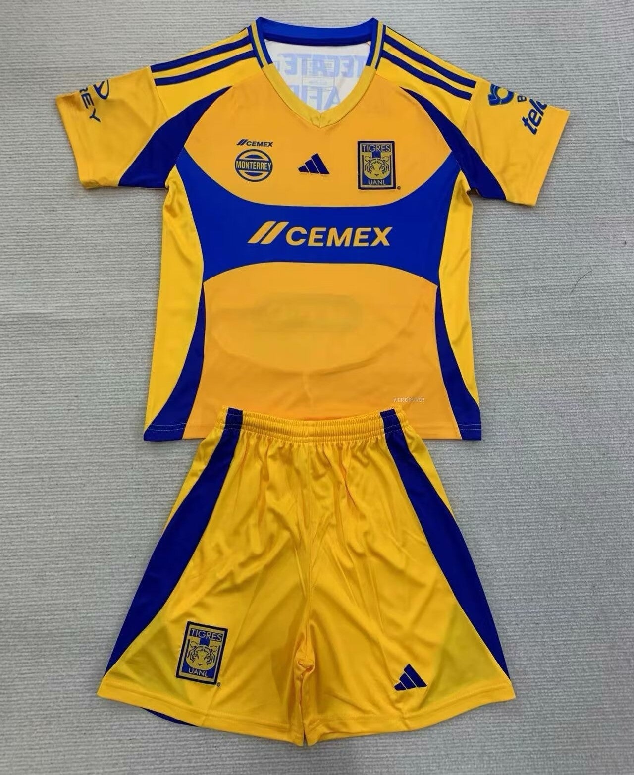 Tigres UANL Home 24/25 Kids Kit (Includes Shorts)