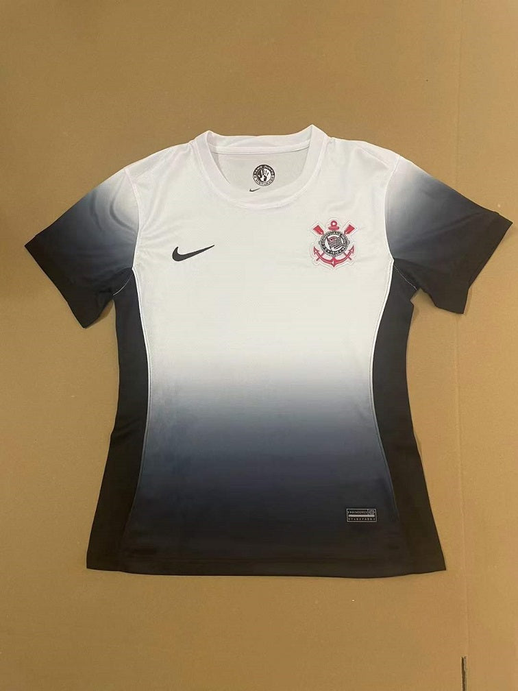 Corinthians 24/25 Woman Kit